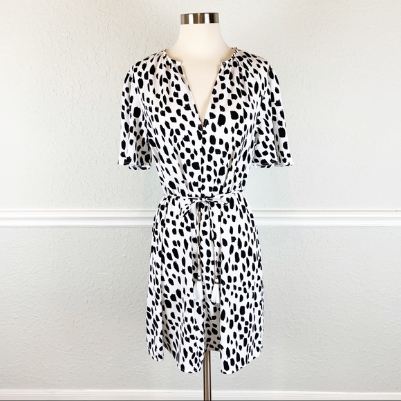 Dresses & Skirts - White Dalmatian mini Short sleeve Dress